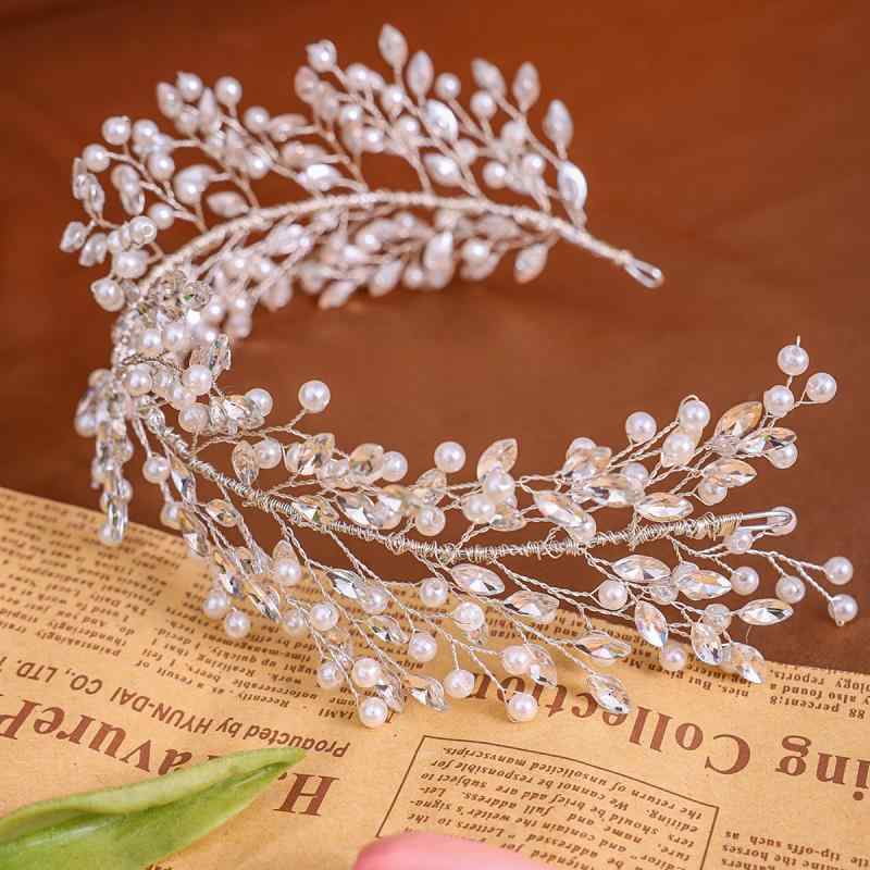 ヘッドドレス レディース 女性用 花嫁 ブライダル 結婚式 ウェディング 手作り ハンドメイド 編み込み パール ラインストーン クリスタル ビジュー ヘッドバンド 髪飾り パーティー 披露宴 二次会 欧米風