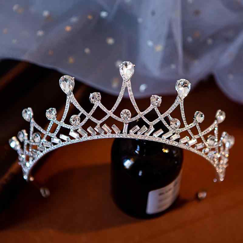 ヘッドドレス レディース 花嫁用 王冠 ティアラ ラインストーン 合金製 電気メッキ 結婚式 ブライダル ..