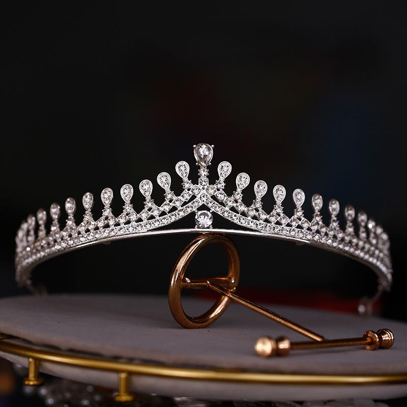 ヘッドドレス ブライダル 花嫁用 女性用 ラインストーン ティアラ クラウン 合金製 シンプル 上品 エレ..