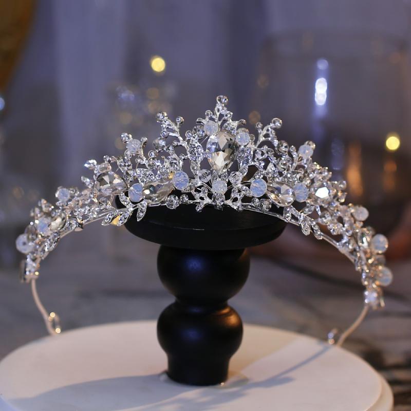 ヘッドドレス レディース 女性用 花嫁 ウェディング ブライダル ティアラ 王冠 カチューシャ ヘアバン..