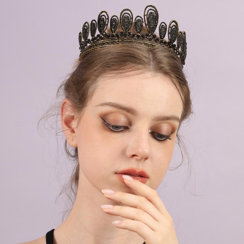 ヘアアクセサリー レディース バロック 冠 王冠 ヘッドドレス 誕生日 記念日 結婚式 ブライダル パーティー ハロウィン ロケーションフォト 撮影 小道具 アップヘア まとめ髪 高級感 髪飾り カチューシャ 合金製 ブラック