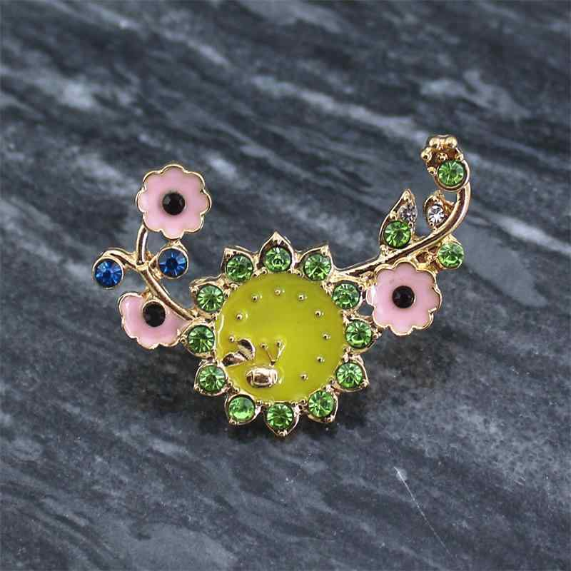 ブローチ 男女兼用 向