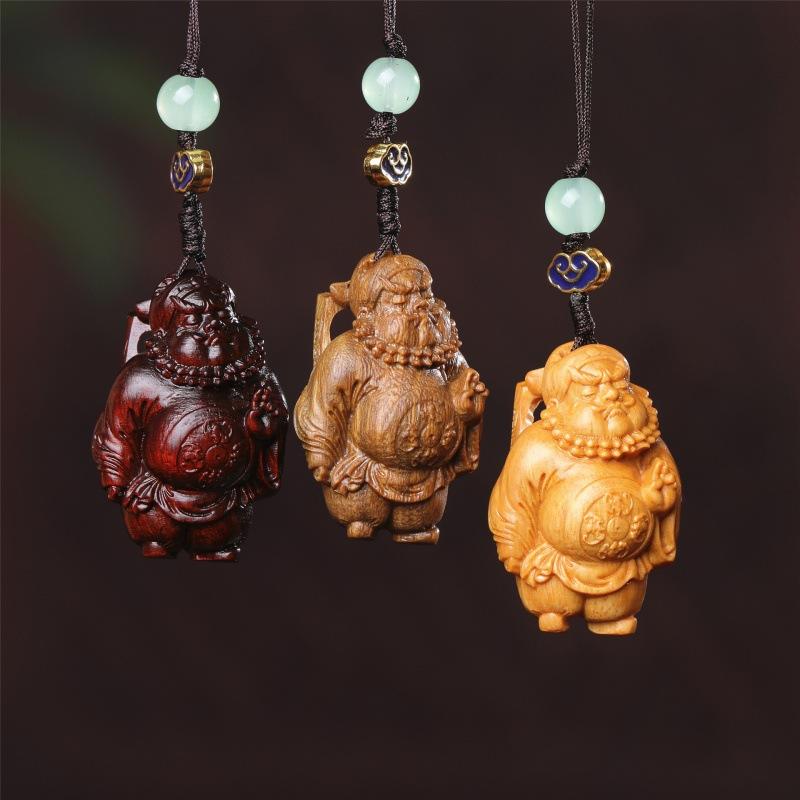 チャーム 鍾馗 木製 彫刻 スマホ 携帯用 車用 吊り下げ ストラップ 紫檀 緑檀 サンダルウッド 天然木 魔除け 厄除け 開運 お守り 縁起物