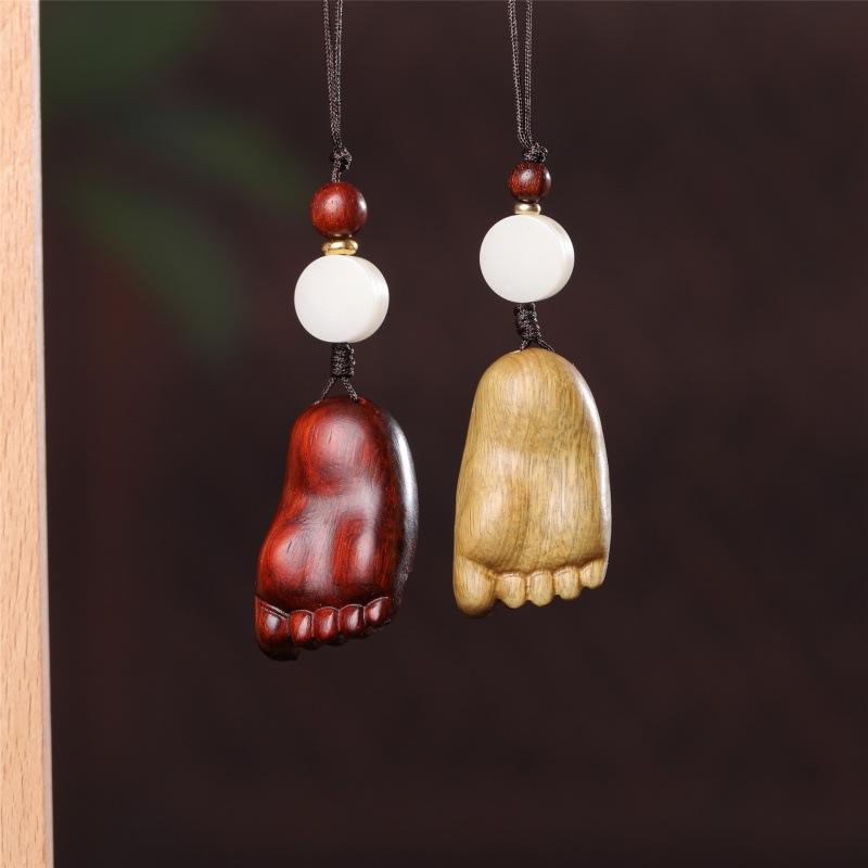 木製チャーム 知足常楽 蜘蛛モチーフ スマートフォンストラップ 車用飾り キーホルダー 天然木 ハンドメイドアクセサリー 紫檀 緑檀 銘木 ウッド 木工細工 普段使い