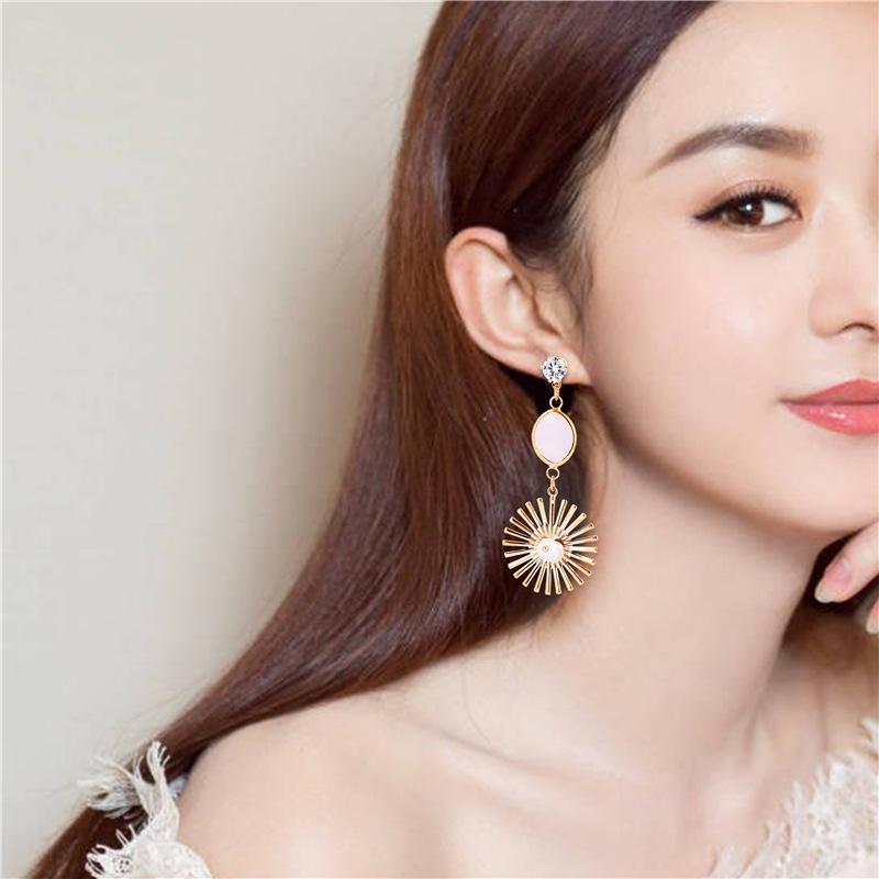 耳飾り レディース S925シルバーポスト 韓国風 個性的 太陽の花 フラワーモチーフ パール エレガント ..