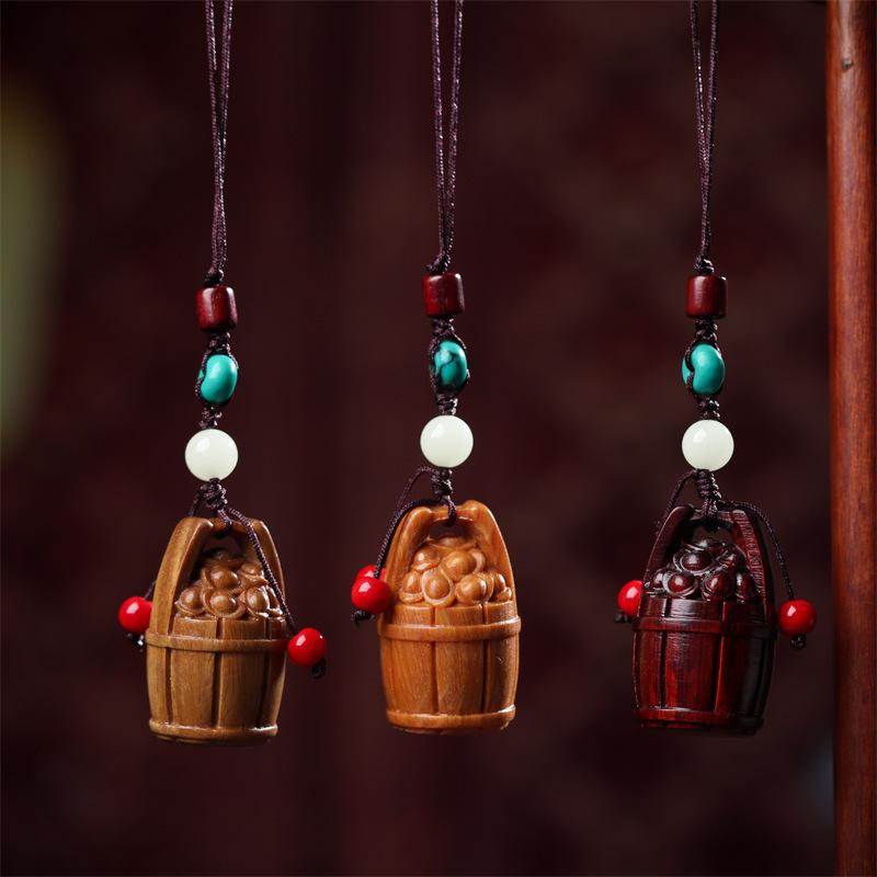 キーホルダー 木製 白檀 サンダルウッド 一桶金 桶型 開運 招福 ラッキーアイテム カー用品 スマートフォン バッグチャーム 紫檀 緑檀 黒檀 彩虹木