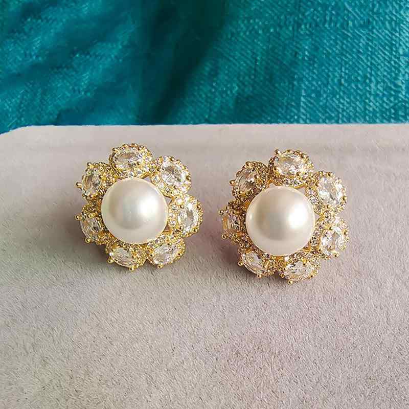 ピアス 男女兼用 日韓スタイル 軽量 上品 高級感 ジルコニア パール フラワーモチーフ 花びらデザイン S925シルバー ポスト 低アレルギー 銅製