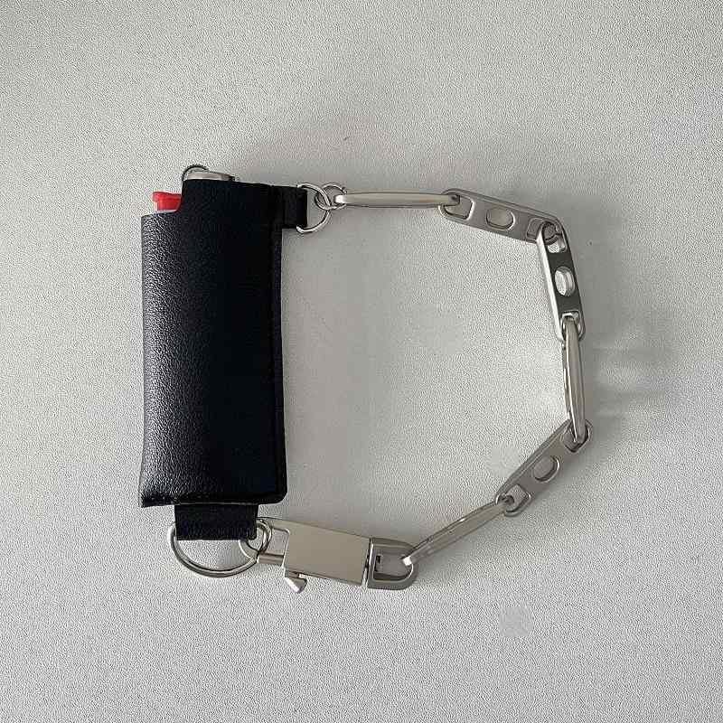 ライターケース レザー キーホルダー チャーム オリジナルデザイン ポータブル 携帯便利 手持ち マット..