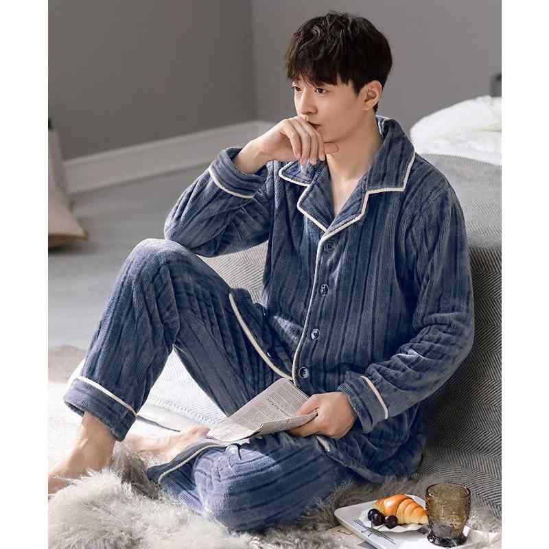 ・カテゴリ: セット・素材: サンゴフリース・主な素材: ポリエステル80%〜90%・ネックライン: 襟付き・袖丈: 長袖・パンツ丈: 長丈・機能: 保温性・適合シーズン: 冬、春、秋・対象: 若年層男性・シーン: アウトドア、ルームウェア・サイズ展開: L、XL、XXL、XXXL・スタイル: ラグジュアリー