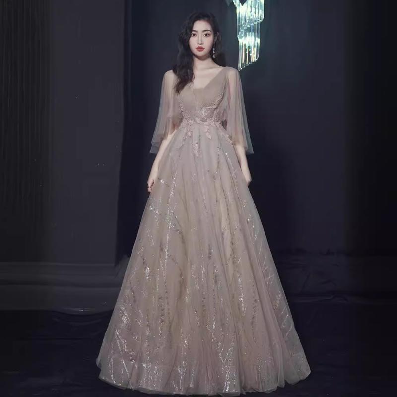 ドレス レディース 秋冬 宴会 発表会 演奏会 ステージ衣装 結婚式 二次会 パーティー フォーマル 礼服 ガウン エレガント 上品 ロング丈 マキシ丈 深Vネック フレアスリーブ ベルスリーブ 編み上げ レースアップ ポリエステル製 ブラック Aライン