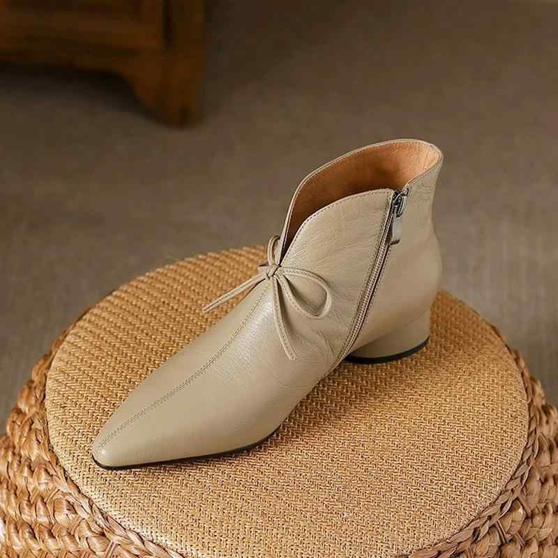 ショートブーツ レディース Vカット ポインテッドトゥ フレンチスタイル レトロ 上品 おしゃれ 太ヒール ミドルヒール サイドジップ リボン PUレザー ソフト 牛革インソール 保温 春秋