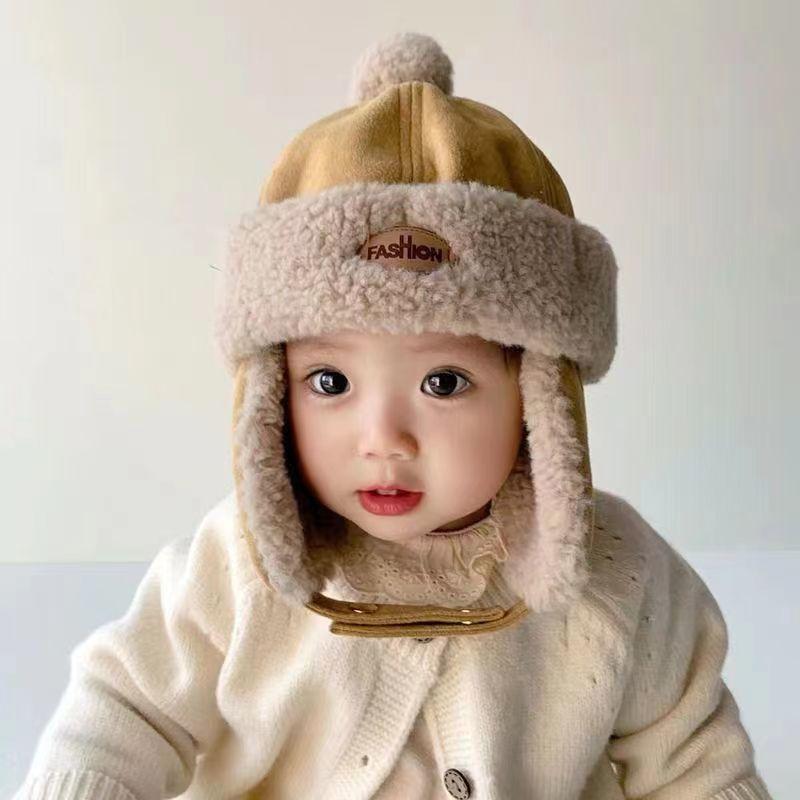 ・カテゴリ: 雷鋒帽・カラー展開: ブルー、ベージュ、イエロー、ブラック、カーキ、コーヒー、ピンク・サイズ展開: 1-4歳向け (頭囲47-52cm)・帽頂スタイル: ラウンドトップ・機能: 保温、防風・主な素材含有率: 61-70%・スタイル: ファッション通勤、汎用・流行要素: ナチュラル