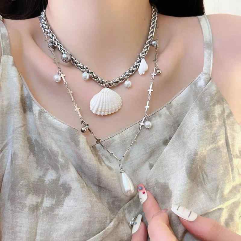 ネックレス レディース スイートクール 2連 重ね付け 十字架 クロス パール パール ドロップ しずく シェル 貝殻 ペンダントトップ 個性的 デザイン 上品 エレガント おしゃれ 普段使い お出かけ 合金製 鎖骨丈 春夏(4)