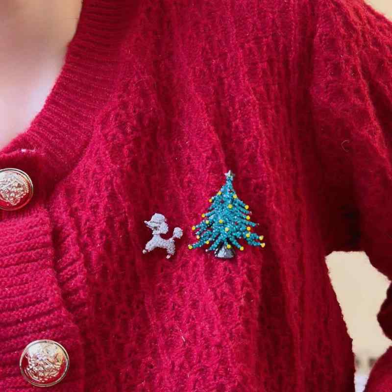 ブローチ 男女兼用 ユニセックス クリスマスツリー 子犬 ドッグモチーフ アニマル 高級感 エレガント ..