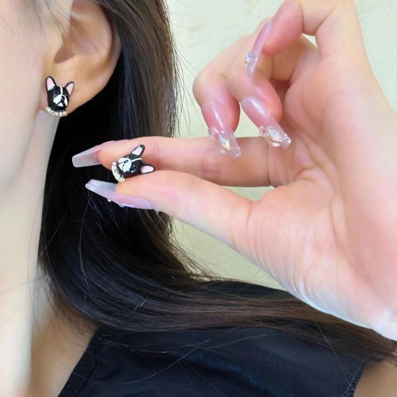 アクセサリー レディース フレンチブルドッグ 犬モチーフ エナメル 七宝 遊び心 かわいい 個性的 普段使い カジュアル ピアス イヤリング ネックレス ペンダント