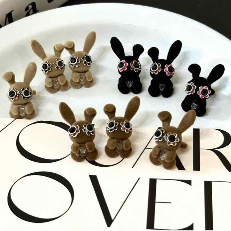 耳飾り レディース メガネうさぎ フロッキング加工 ふわふわ かわいい ガーリー キュート おしゃれ ス..