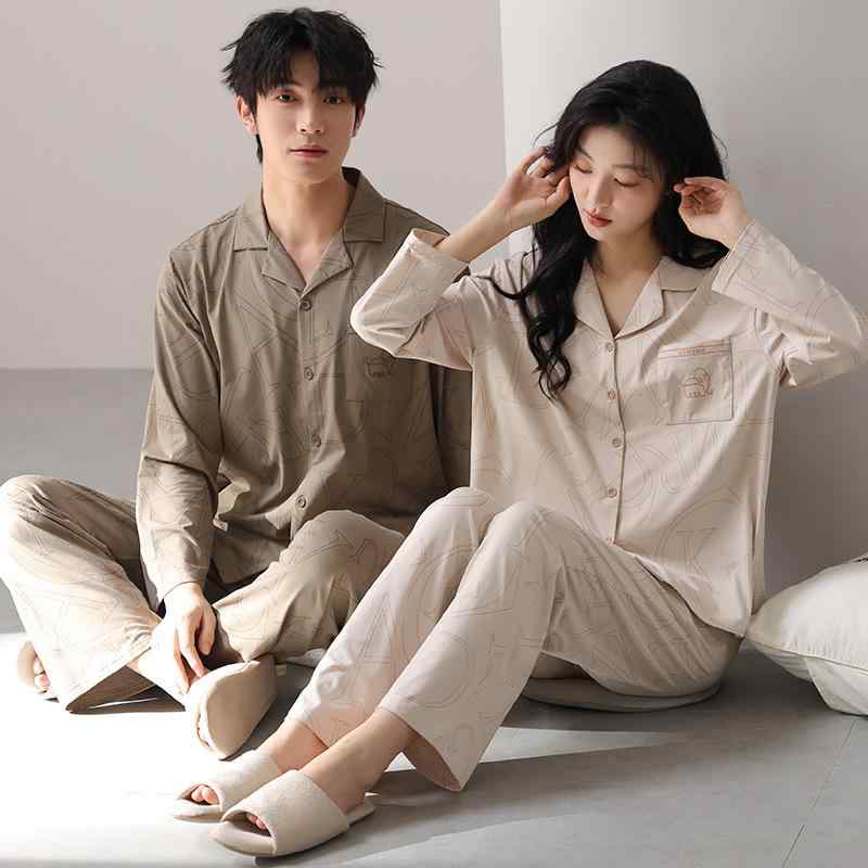 ・カテゴリ: パジャマ・主な素材: 綿95%-100%・厚さ: 普通・生地厚さ: 約181-200g/平米・袖丈: 長袖・股下: ロング・機能: リラックス、通気性、睡眠、入浴、部屋着、涼しさ、快適さ、普段使い・シーン: アウトドア、部屋着、ホテルバスルーム、結婚式撮影・サイズ展開: レディースM, レディースL, レディースXL, レディースXXL, メンズL, メンズXL, メンズXXL, メンズXXXL・スタイル: シンプルカジュアル