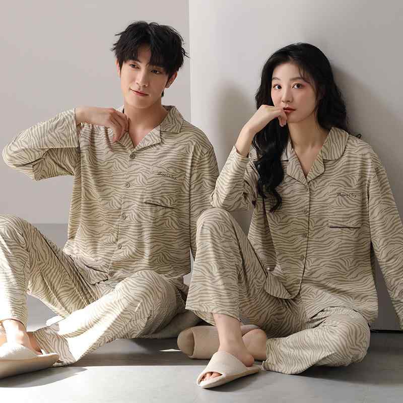 ・カテゴリ: パジャマ・主な素材: 綿95-100%・スタイル: 開襟、シンプルカジュアル・厚さ: 中程度・ネックライン: 襟付き、ポロ襟・袖丈: 長袖・丈: 長ズボン・機能: リラックス、通気性、睡眠、入浴、部屋着、涼感、快適、外着可能・シーズン: 春、夏、秋・シーン: アウトドア、部屋着、ホテル、結婚式・サイズ展開: レディースM, レディースL, レディースXL, レディースXXL, メンズL, メンズXL, メンズXXL, メンズXXXL