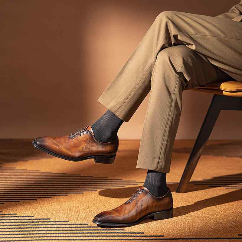 オックスフォードシューズ メンズ 牛革 本革 ビジネス フォーマル 手染め ブローグ メダリオン 切り替え スクエアトゥ 通気性 滑り止め 耐摩耗性 ゴム底 ヨーロッパ調