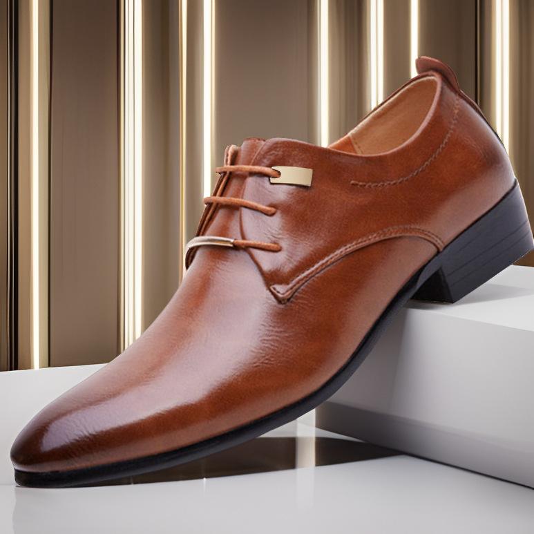 革靴 メンズ ビッグサイズ ブリティッシュ レトロ ポインテッドトゥ シャドー仕上げ 光沢レザー ビジネ..