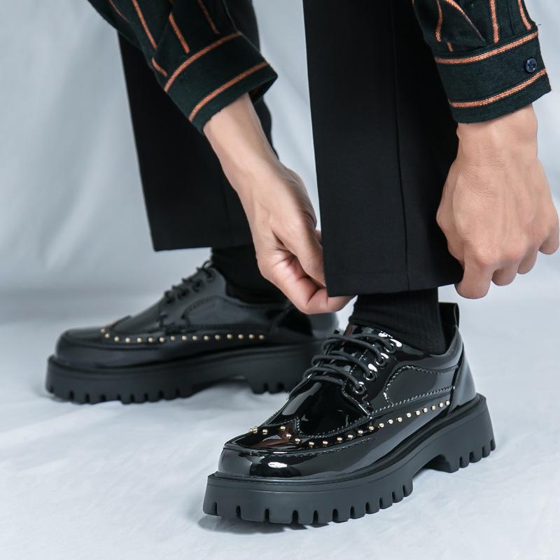 革靴 メンズ 男性用 ビジネス フォーマル 結婚式 パーティー カジュアル 普段使い ブローグ 穴飾り 厚..