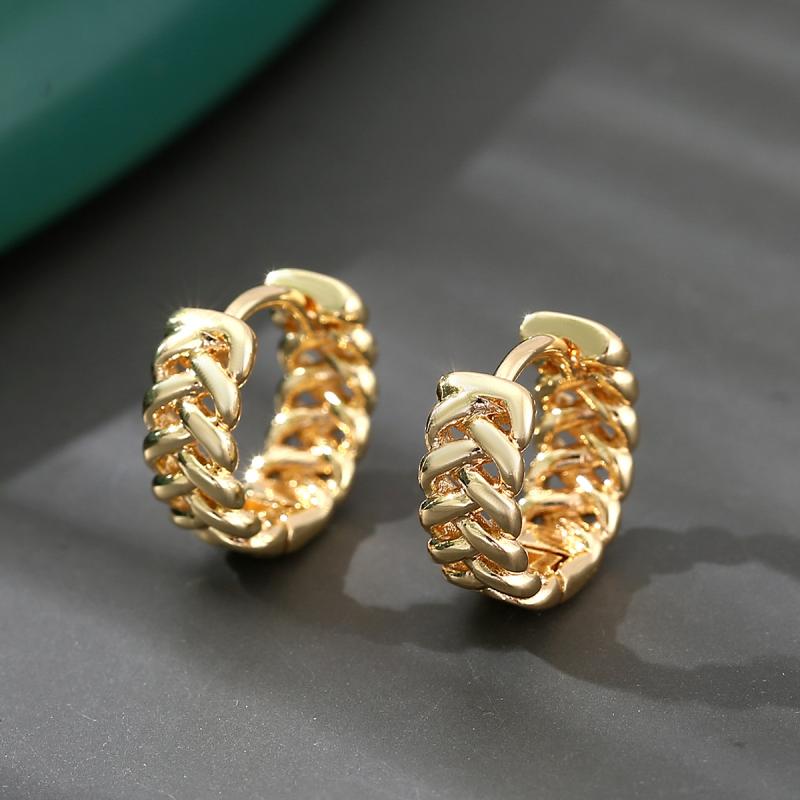 ピアス レディース 欧米風 エレガント 銅製 ツイストフープ 幾何学デザイン シンプル レトロ ヴィンテージ 通勤 オフィス ゴールド シルバー 春夏(x2)
