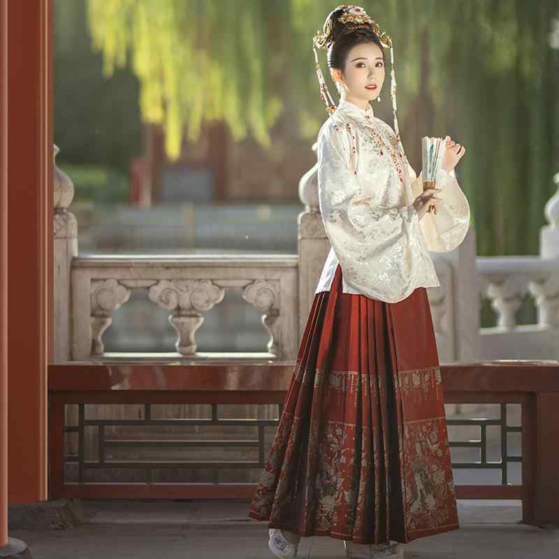 漢服 レディース 明代風 織金 模造花柄 馬面スカート 切り替え 立ち襟 スタンドカラー 短衣 トップス ベルスリーブ リボン ブルー 青色 パープル 紫色 兎毛混素材 ポリエステル