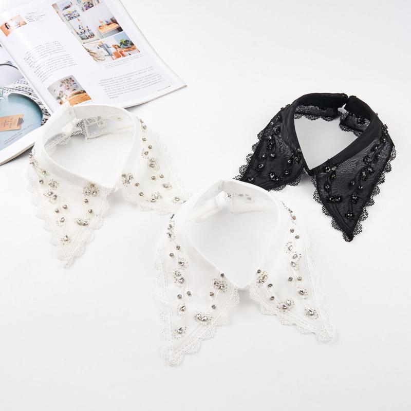 付け襟 レディース オーガンジー シャープカラー ビーズ付き 繊細なレース 透かし編み 上品 エレガント 重ね着風 万能フェイクカラー ポリエステル素材 ホワイト ブラック クラシックカジュアル(x2)