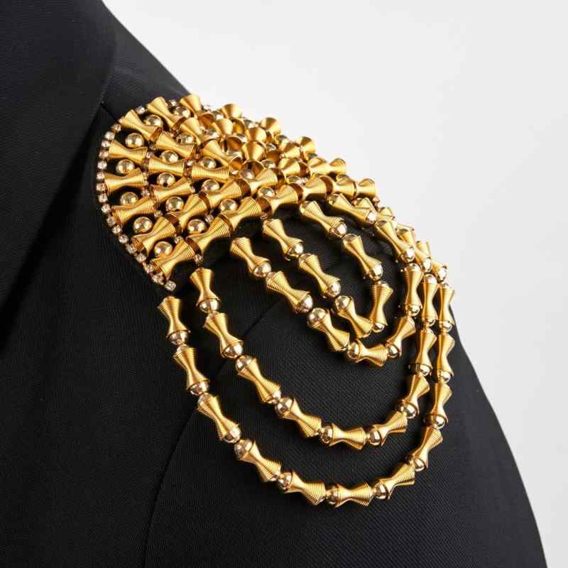 肩章 ユニセックス 男女兼用 パンク風 ロックテイスト 重厚感 竹節モチーフ 精巧 ビーズ スタッズ装飾 ..