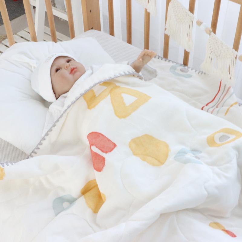 ベビー寝具 子供用 肌掛け布団 ブランケット 綿100% 高密度ガーゼ デジタルプリント オールシーズン エアコン対策 お昼寝用 洗える やわらか 吸湿速乾 軽量 かわいい おしゃれ アニマル 幾何学