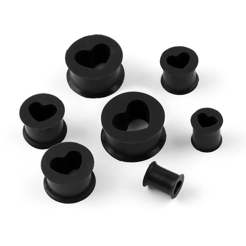 イヤーエキスパンダー 男女兼用 シンプル 透かし彫り ハート シリコン製 ボディピアス ラージホールピアス フレア 耳トンネル 欧米風 ファッション 軽量 柔軟 ブラック ストリート カジュアル