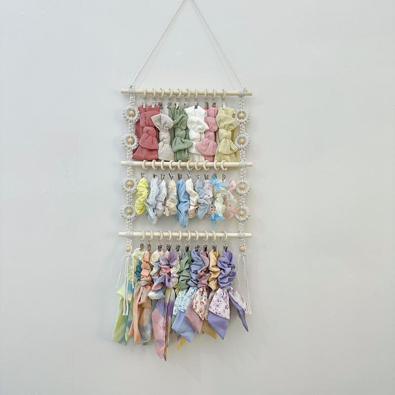 ヘアアクセサリー ディスプレイラック ボヘミアン 北欧 コットンロープ 手編み マクラメ 3段 髪飾り 壁掛け ウォールデコ タペストリー 木製 インテリア リビング 玄関 寝室