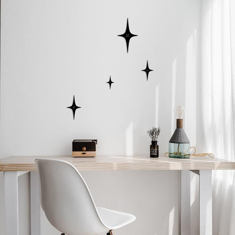 ウォールデコレーション 4点セット 金属製 メタル 星形 スター 壁掛け ブラック 黒色 四角 モダン シンプル スタイリッシュ クリスマス インテリア ホームデコ リビング 玄関