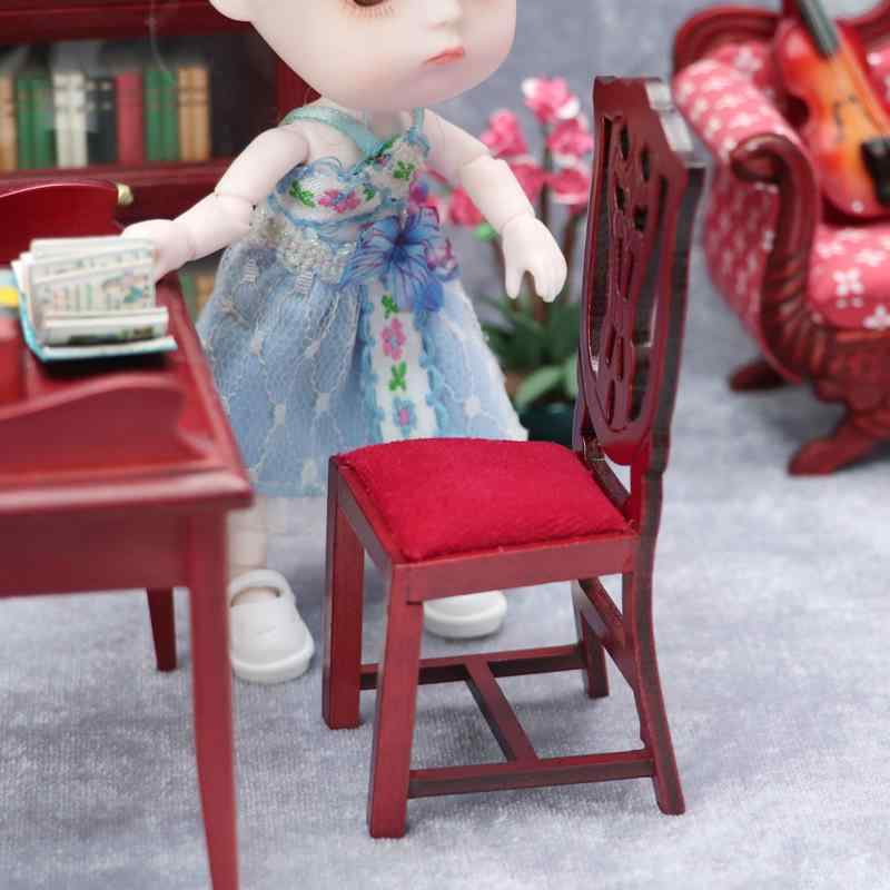 ドールハウス 12分の1スケール ミニチュア家具 書斎用 紅木色 マホガニー レトロ アンティーク クラシック 欧風 木製 精巧 肘掛けなし アームレス チェア ジオラマ インテリア ディスプレイ用 小物