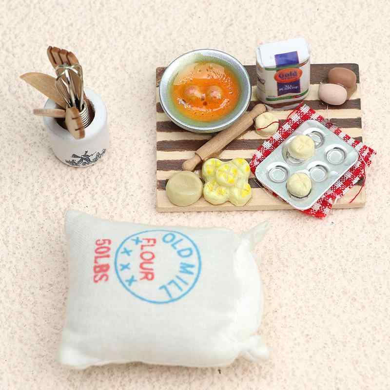 ドールハウス ミニチュアハウス 1/12スケール キッチン 台所 アクセサリー 精巧 小物 ペストリースタン..