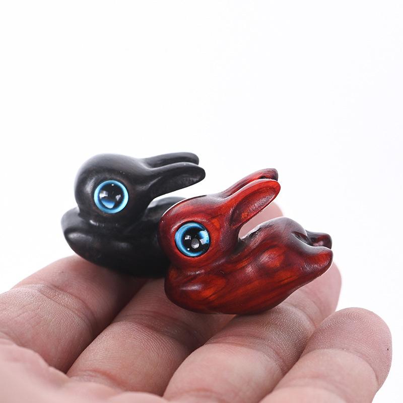 アクセサリー 天然木 高級感 かわいい うさぎ 干支 卯年 紫檀 黒檀 木彫り キーホルダー 携帯ストラップ バッグチャーム 開運 縁起物 ユニセックス モダン