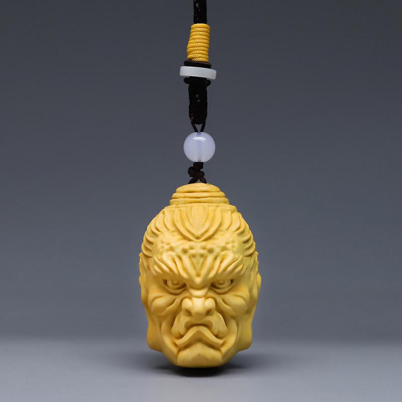 木彫 ツゲ材 天然木 無垢材 観音菩薩 頭部 掌玩物 手持ち置物 カーアクセサリー 車内インテリア 吊り飾り 精巧 工芸品 美術品 コレクション 鑑賞用 癒し お守り