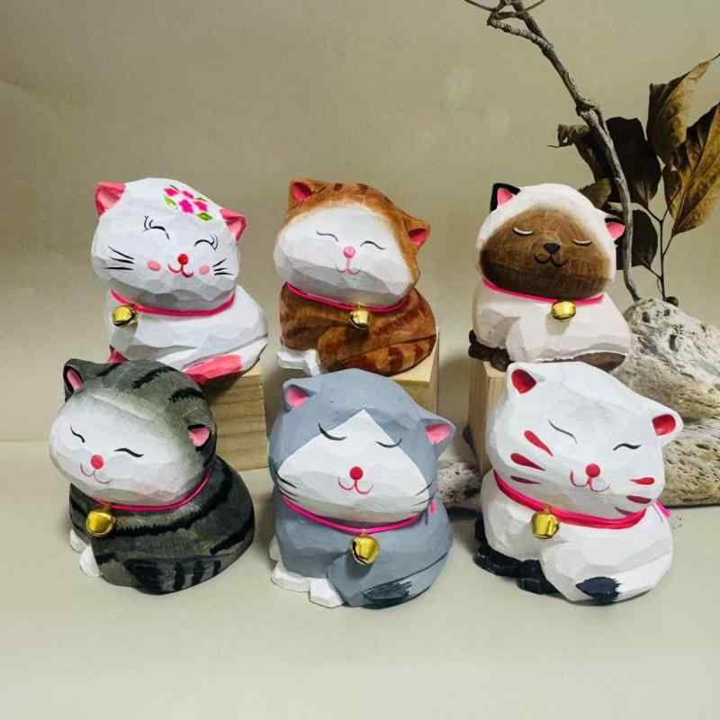 置物 猫 木製 手彫り シナノキ材 子猫 オブジェ ハンドメイド かわいい インテリア モダン シンプル デザイン 癒し プレゼント 飾り
