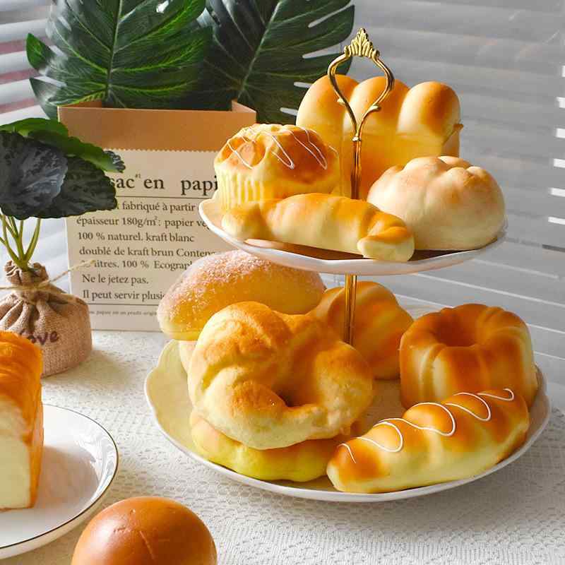 おもちゃ キッズ 食品サンプル フェイクパン フェイクケーキ スクイーズ ストレス解消 握るおもちゃ やわらか もちもち ディスプレイ 置物 撮影小物 ポリウレタン 菓子パン型