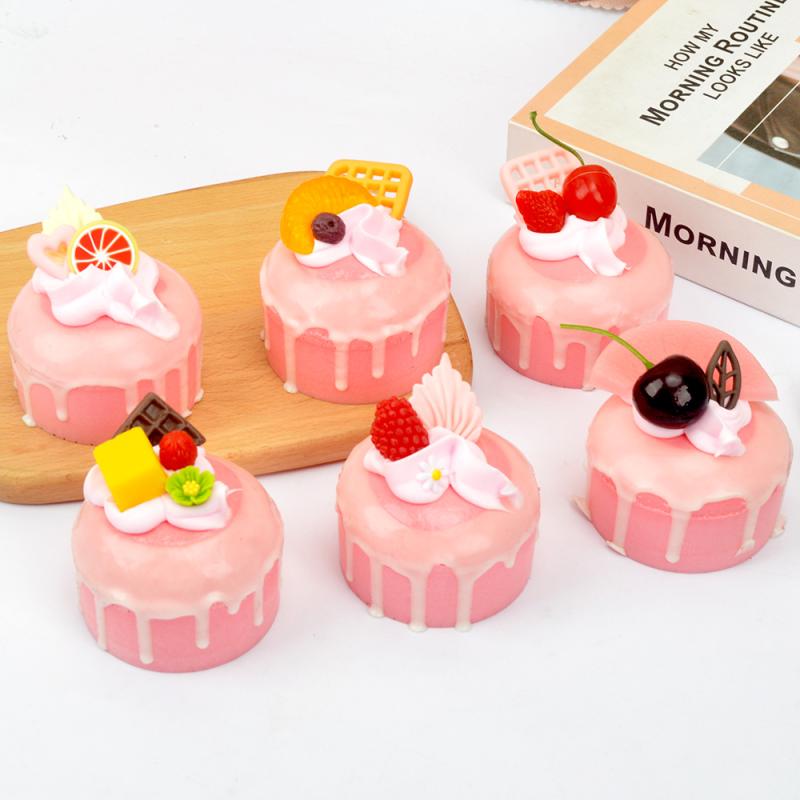 ケーキ フェイクスイーツ キッズ 子供 ピンク かわいい 冷蔵庫用マグネット ミニチュア おままごと 模型 飾り ディスプレイ 撮影小物 7cm 食品サンプル