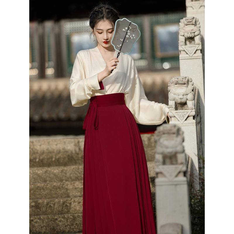 漢服 レディース 新中国風 改良馬面スカート チャイナテイスト エレガント ポリエステル素材 通勤 オフィス フォーマル 結婚式 披露宴 お呼ばれ 宴会 リゾート レッド