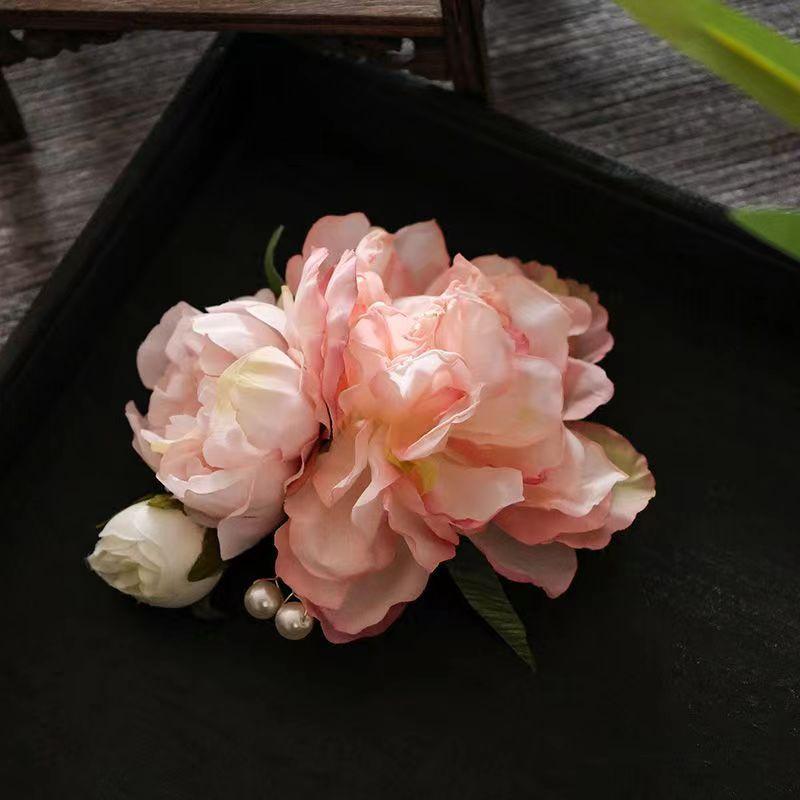 ヘアクリップ 女性用 牡丹 フラワー 布製 造花 サイドクリップ 漢服 新中式 馬面スカート レトロ エレガント かわいい 春夏 髪飾り(x2)