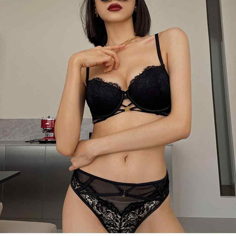 ブラジャー レディース セクシー レース 下着 小胸向け 寄せ上げ 谷間メイク 脇高 脇肉スッキリ 下垂防止 リフトアップ 3/4カップ パッド入り 通気性 快適 ブラショーツセット