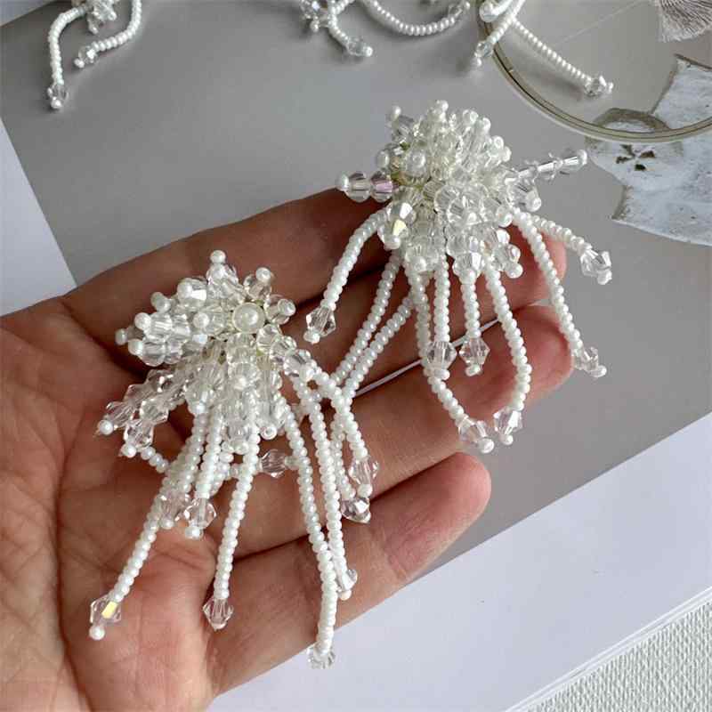 ワッペン レディース 子供用 秋冬 手作り ハンドメイド ガラスビーズ クリスタル 花 タッセル アップリ..