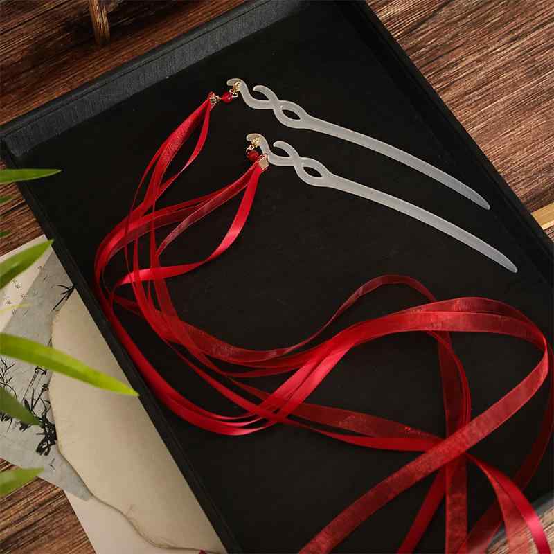 簪 赤 レッド ロングタッセル リボン 古風 オリエンタル 花嫁 結婚式 ウェディング ブライダル まとめ髪 アップヘア 和装 振袖 成人式 卒業式 髪飾り