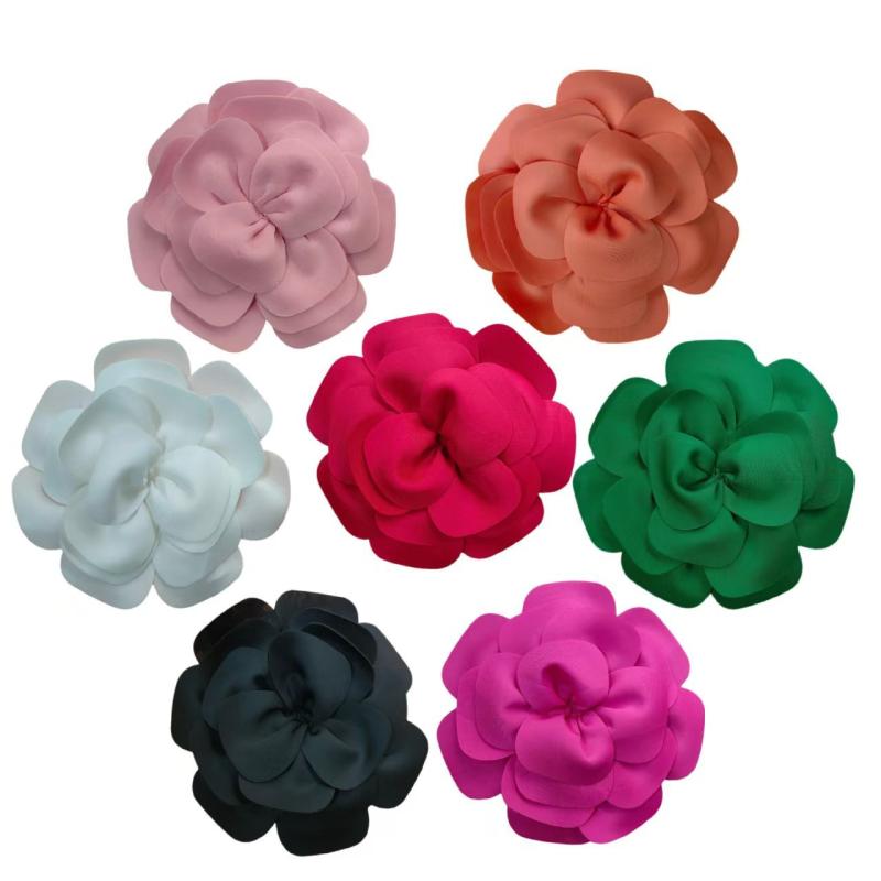 ブローチ コサージュ 立体 布製 フラワーモチーフ ヘアクリップ 髪飾り 韓国風 アクセサリー 服飾 DIY ハンドメイド パーツ かわいい おしゃれ ポリエステル 複数色展開