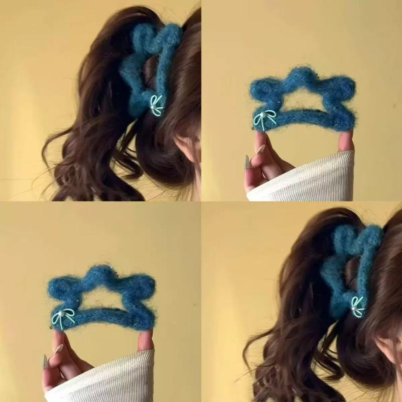 ヘアアクセサリー レディース 秋冬 ニット もこもこ バンスクリップ ミドルサイズ かわいい 五芒星 ス..