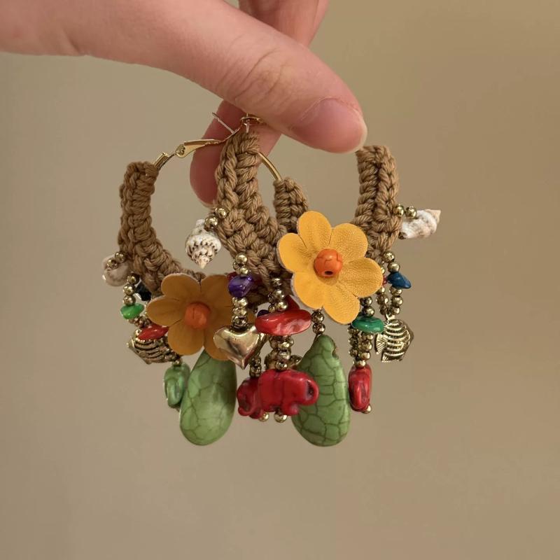ピアス レディース ハイビスカス フラワー レトロ グリーン フリンジ タッセル ボヘミアンスタイル ビーチリゾート ハンドメイド かわいい 春夏