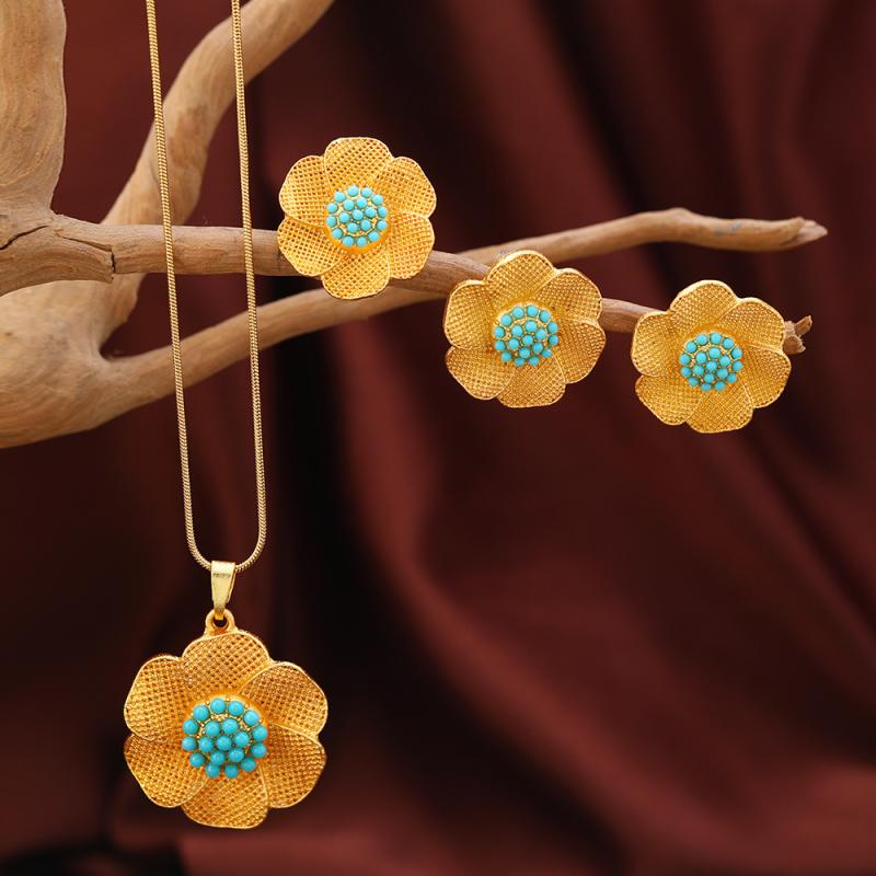 Ladies' Accessory Jewelry Set: Floral Necklace, Earrings, and Ring (3-piece set) - Retro and Cute, Rhinestone, Plated, Suitable for Formal Occasions, Parties, and Commuting.