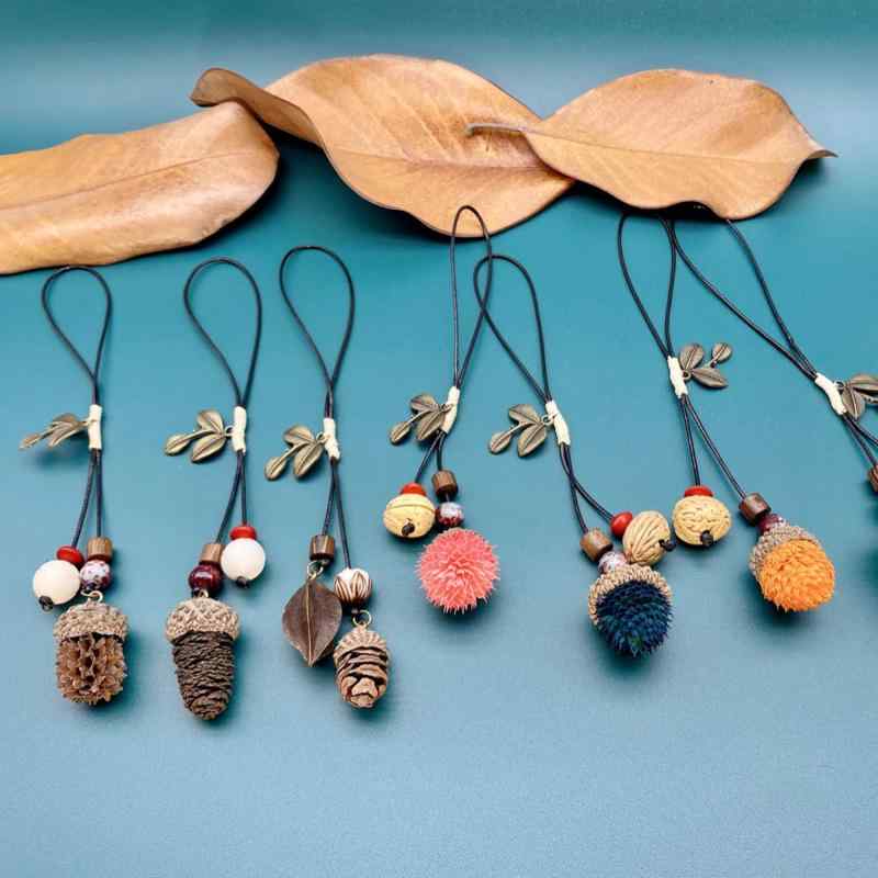 キーホルダー レディース ナチュラル 木の実 植物の種 り ハンドメイド レトロ 森...
